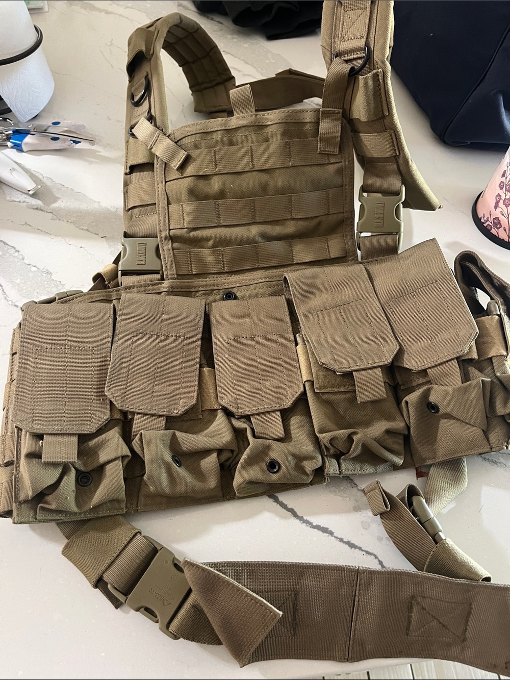 Tactical MOLLE Chest Rig Vest in Coyote Brown